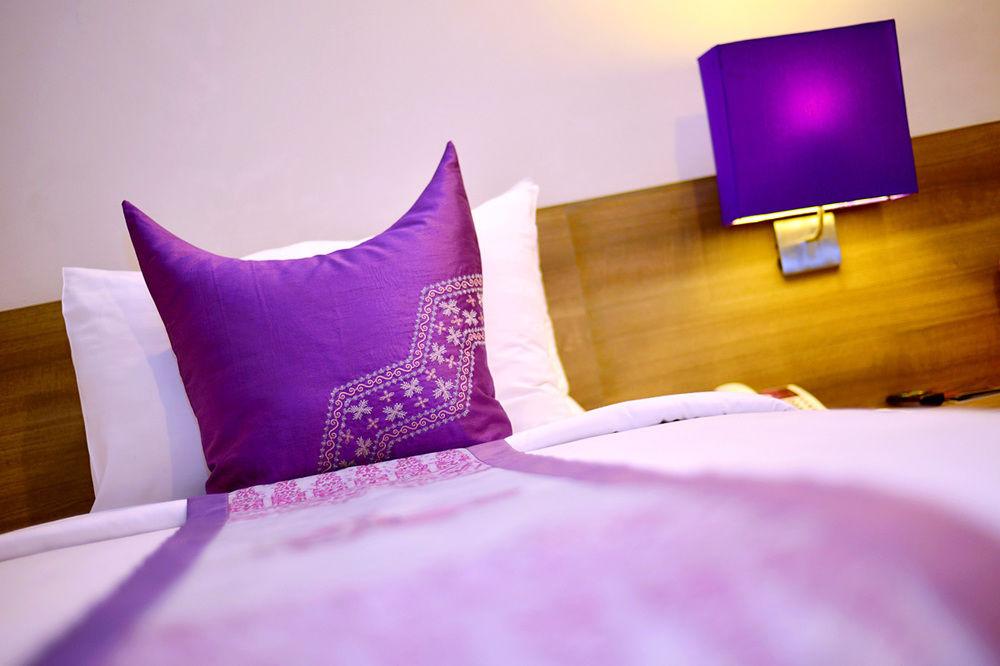 Truntum Padang Hotel Екстериор снимка