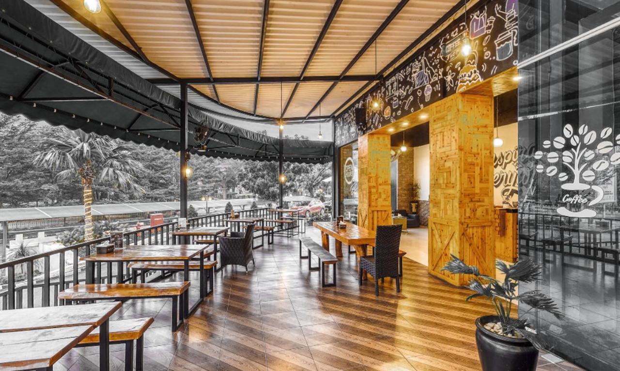 Truntum Padang Hotel Екстериор снимка