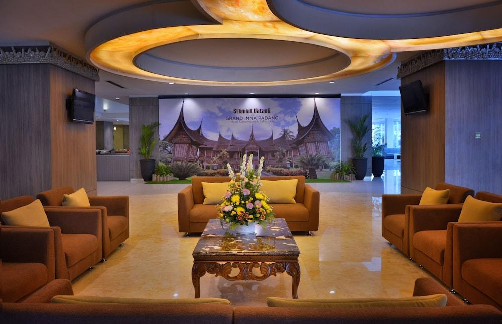 Truntum Padang Hotel Екстериор снимка