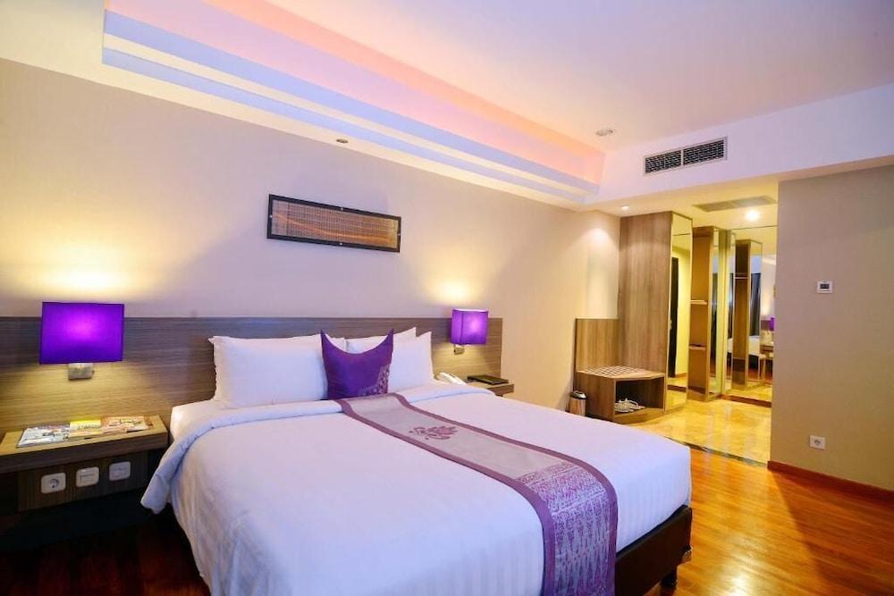 Truntum Padang Hotel Екстериор снимка