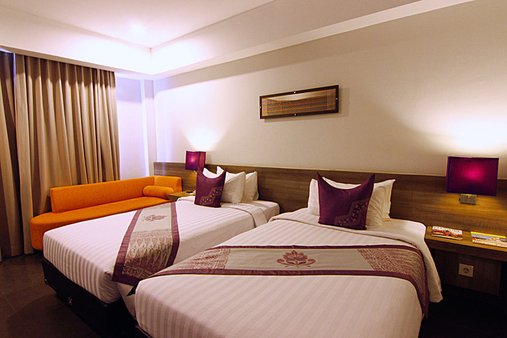 Truntum Padang Hotel Екстериор снимка