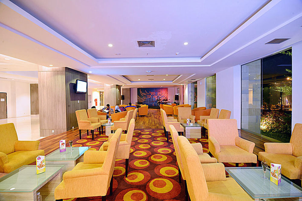 Truntum Padang Hotel Екстериор снимка